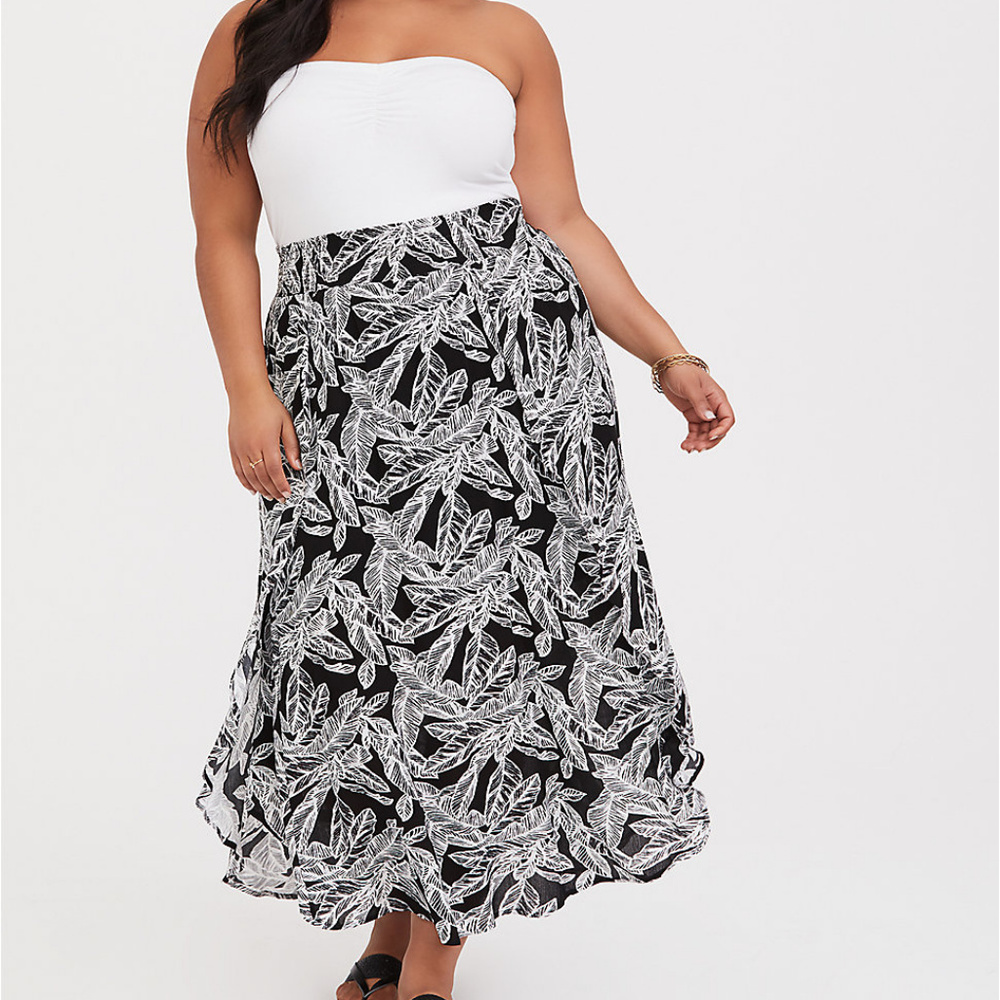 Black & White Leaf Print Gauze Maxi